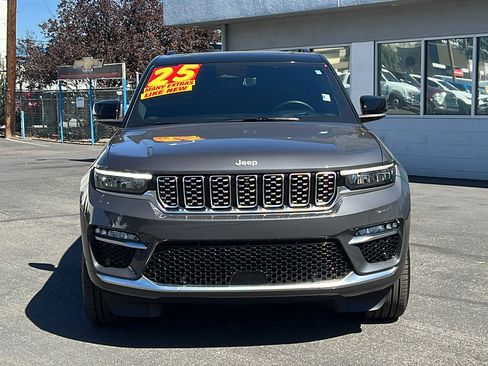 Used 2025 Jeep Grand Cherokee Summit w/ Adv Protech Group IV image 2