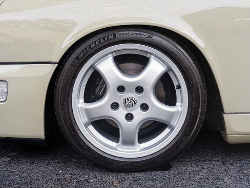 Used 1992 Porsche 911 GT3 RS image 9