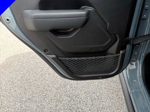 Used 2026 Jeep Wrangler Unlimited Rubicon AWD/4WD image 27