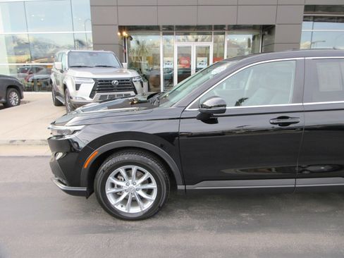 Used 2024 Honda CR-V EX-L image 2