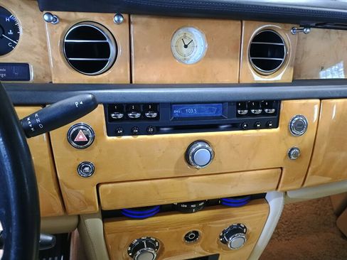 Used 2006 Rolls-Royce Phantom Sedan RWD image 23
