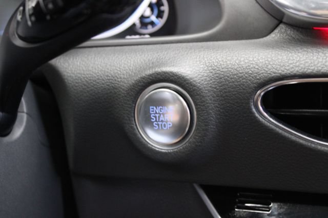 Used 2020 Hyundai Sonata Limited FWD image 19