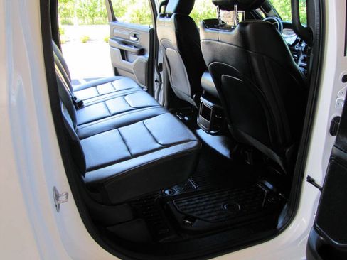 Used 2023 RAM 1500 Tradesman w/ Tradesman Group AWD/4WD image 19