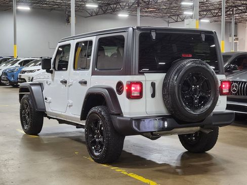Used 2022 Jeep Wrangler Unlimited Sport S image 11