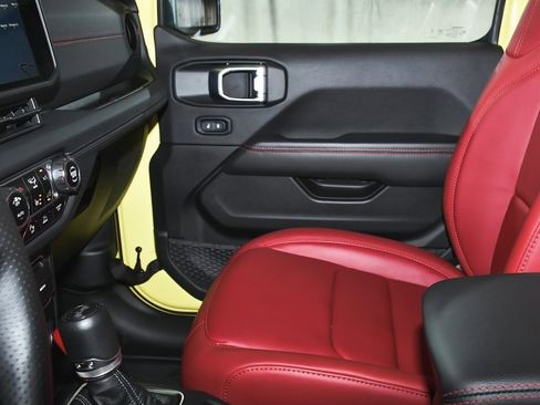 Used 2024 Jeep Wrangler Unlimited Rubicon 392 image 48