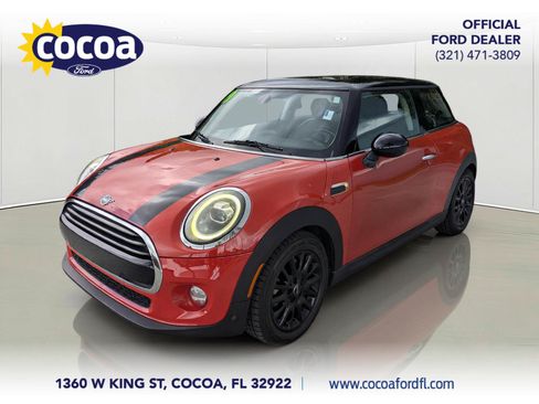 Used 2019 MINI Cooper 2-Door Hardtop FWD image 1