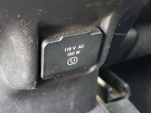 Used 2016 Jeep Cherokee Latitude w/ North All-Season Group AWD/4WD image 12