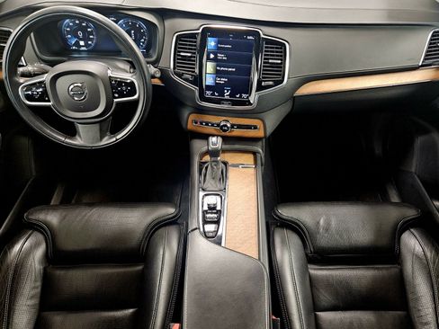 Used 2017 Volvo XC90 T6 Inscription w/ Vision Package image 13
