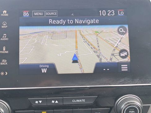 Used 2018 Honda CR-V Touring image 24
