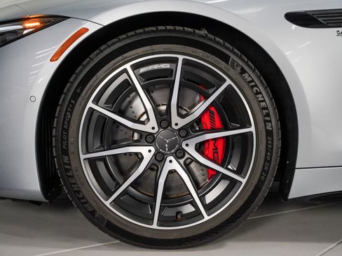 Used 2022 Mercedes-Benz SL 55 AMG 4MATIC image 19