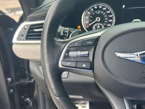 Used 2023 Genesis G70 3.3T w/ Sport Prestige Package image 39