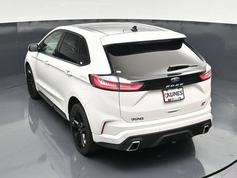Certified 2022 Ford Edge ST w/ Equipment Group 401A AWD/4WD image 55