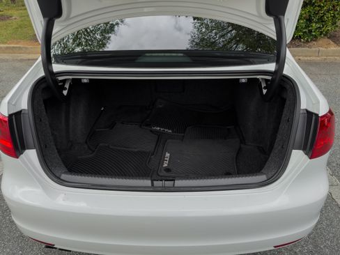 Used 2014 Volkswagen Jetta SEL image 62