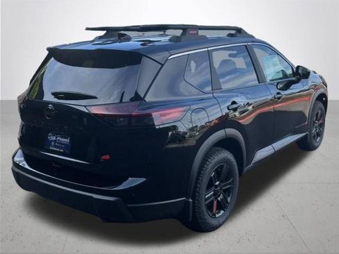 Certified 2025 Nissan Rogue SV AWD/4WD image 8