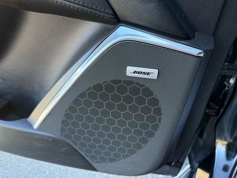 Used 2019 Cadillac Escalade ESV Luxury image 20