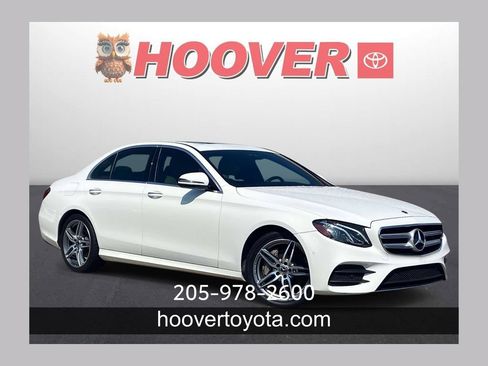 Used 2017 Mercedes-Benz E 300 4MATIC image 1