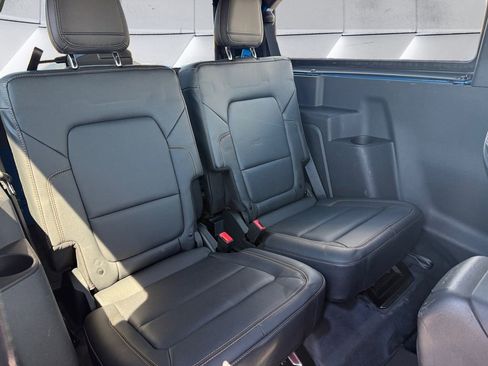 Used 2022 Ford Bronco Badlands image 16