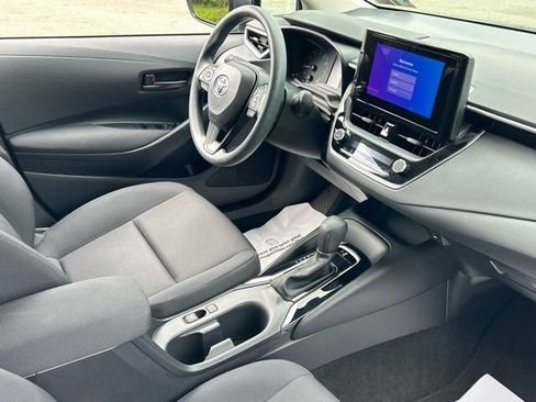 Used 2023 Toyota Corolla LE w/ LE Convenience Package FWD image 28