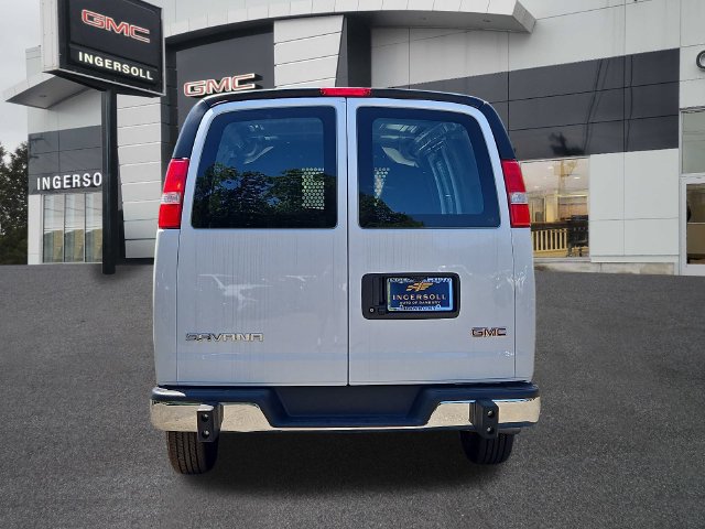 Used 2025 GMC Savana 2500 w/ Driver Convenience Package RWD image 22
