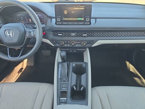 Used 2024 Honda Accord EX image 11