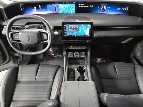 New 2026 Lincoln Nautilus Reserve AWD/4WD image 15