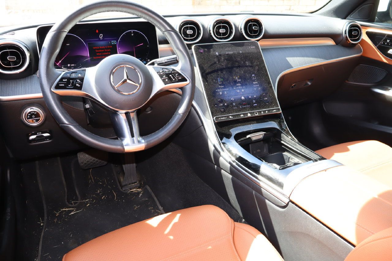 Used 2024 Mercedes-Benz C 300 4MATIC Sedan image 5