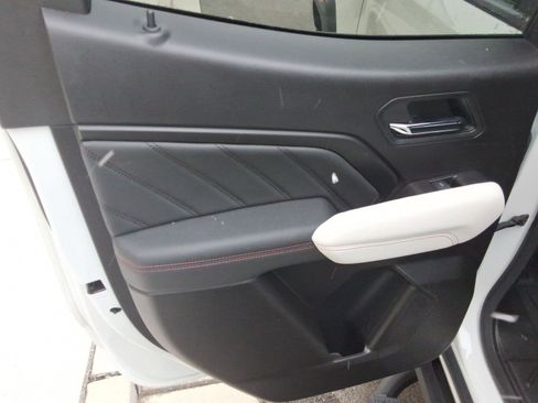 New 2024 GMC Canyon AT4X w/ AT4X AEV Edition image 23