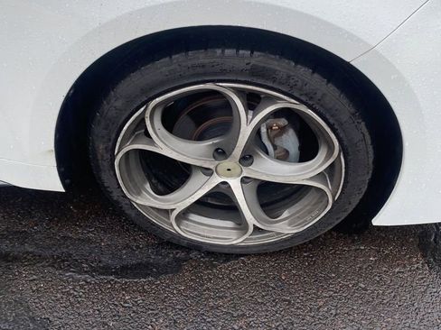 Used 2021 Toyota Corolla SE w/ Carpet Mat Package (TMS) image 34