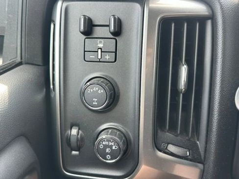 Used 2017 Chevrolet Silverado 2500 LT w/ LT Convenience Package image 20