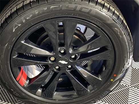 Used 2019 Chevrolet Trax LT w/ Redline Edition image 27