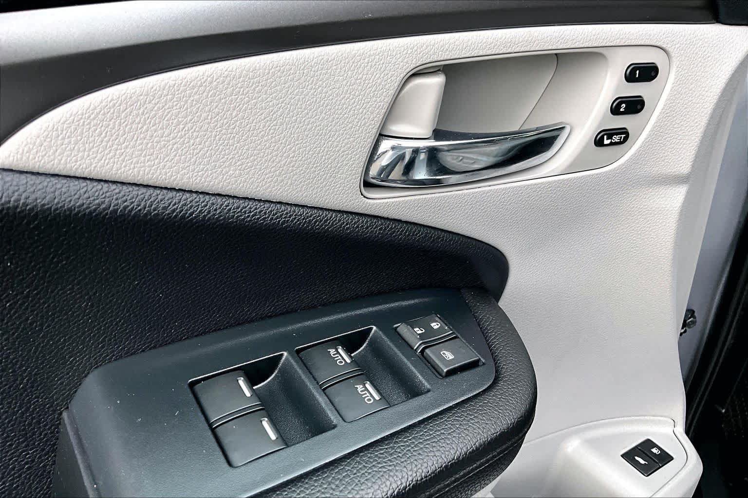 Used 2022 Honda Pilot Special Edition image 32