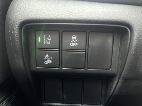 Used 2020 Honda CR-V LX image 28