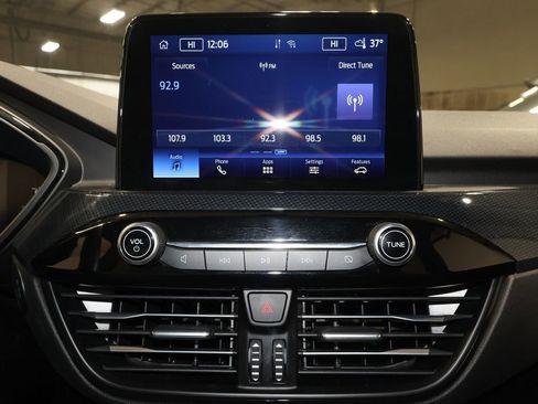 Used 2024 Ford Escape ST-Line image 12