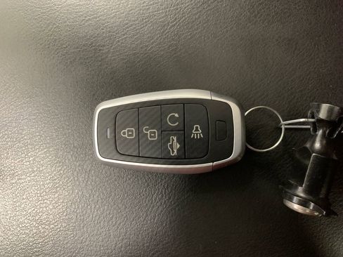 Used 2021 MAZDA CX-5 Carbon Edition image 31