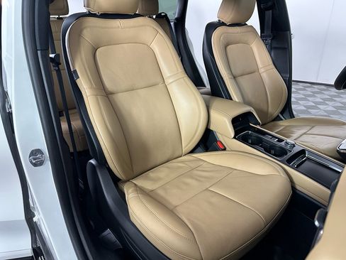 Used 2023 Lincoln Corsair Reserve w/ Equipment Group 201A image 26