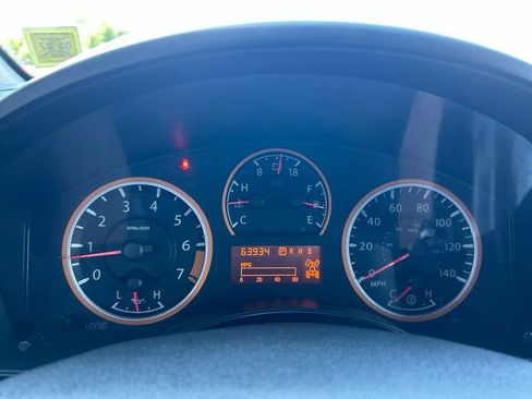 Used 2014 Nissan Titan PRO-4X AWD/4WD image 30