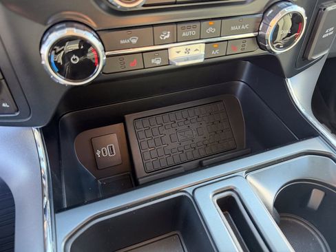 Certified 2025 Ford F150 XLT w/ Equipment Group 303A High image 23