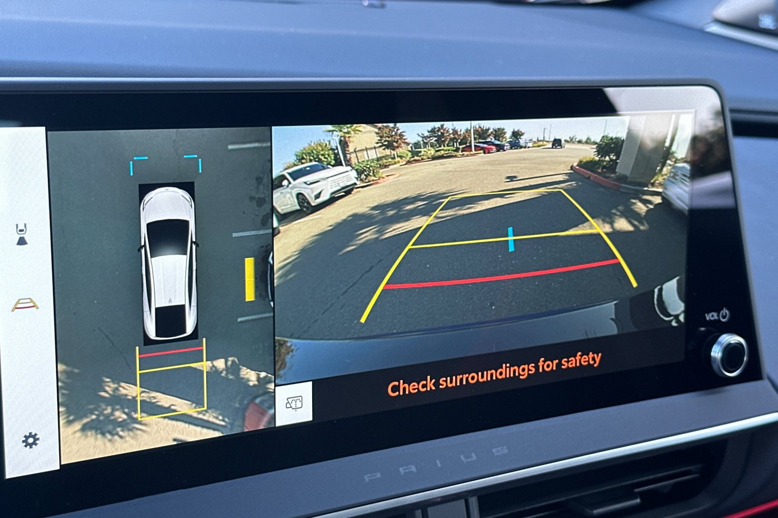 New 2027 Toyota Prius Plug-In Hybrid w/ Limited Premium Package FWD image 22