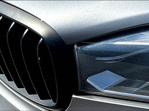 Used 2018 BMW X5 xDrive50i w/ M Sport Package image 34