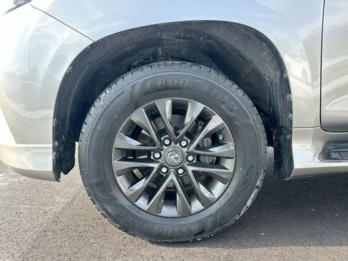 Used 2020 Lexus GX 460 Premium image 19