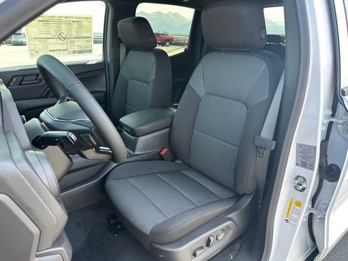 New 2025 Chevrolet Colorado W/T w/ WT Convenience Package II image 22