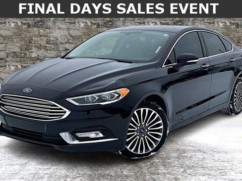 Used 2018 Ford Fusion Titanium image 3