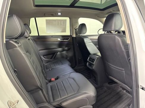 Certified 2024 Volkswagen Atlas SEL AWD/4WD image 5