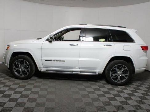 Used 2019 Jeep Grand Cherokee Overland image 4