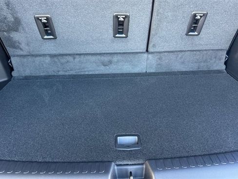 New 2026 Chevrolet Traverse High Country image 21