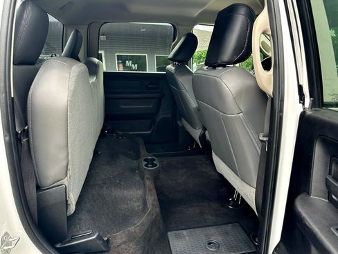 Used 2018 RAM 2500 Tradesman w/ Popular Equipment Group image 27