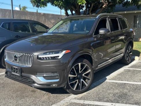 Used 2023 Volvo XC90 B6 Plus AWD/4WD image 1
