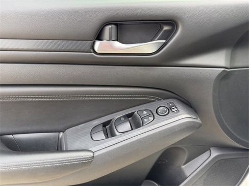 Used 2020 Nissan Altima 2.5 S image 15