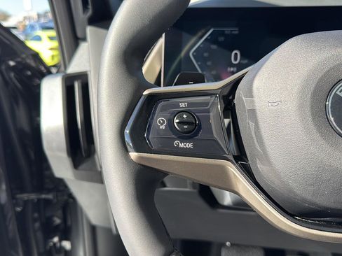 Certified 2025 BMW X3 xDrive30i w/ Premium Package image 18