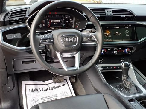 Used 2024 Audi Q3 2.0T Premium w/ Convenience Package image 19